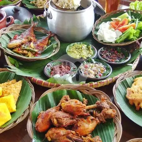 Gambar Makanan Ayam Kampus, Kejaksan 11