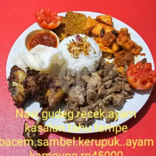 Gambar Makanan Nasi Gudeg & Nasi Kuning Bu Dewi, Kebon Jeruk 9