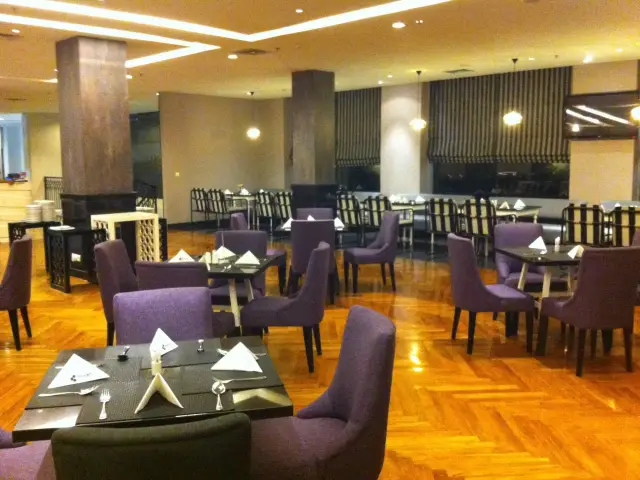Gambar Makanan Diradja Restaurant - Diradja Hotel 2