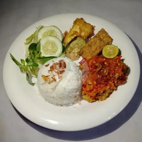 Gambar Makanan Ayam Goreng Lalapan Kak Ros, Monginsidi Baru 8