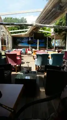 Av Köşkü Cafe &amp; Nargile'nin yemek ve ambiyans fotoğrafları 2