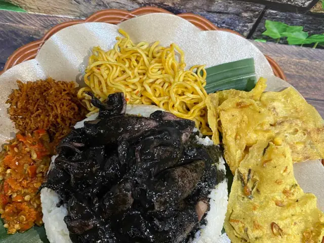 Gambar Makanan Nasi Cumi Hitam Madura Pak Kris 11