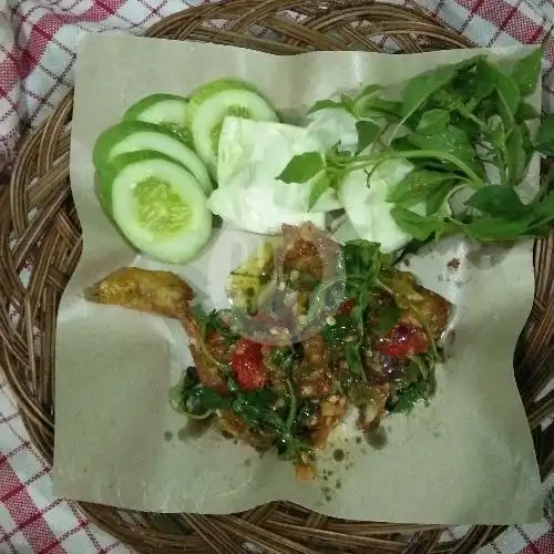 Gambar Makanan Pecel Lele Lulu, Cipete Utara 3