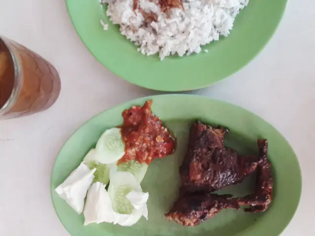 Gambar Makanan Ayam Goreng Tiga Rasa 7