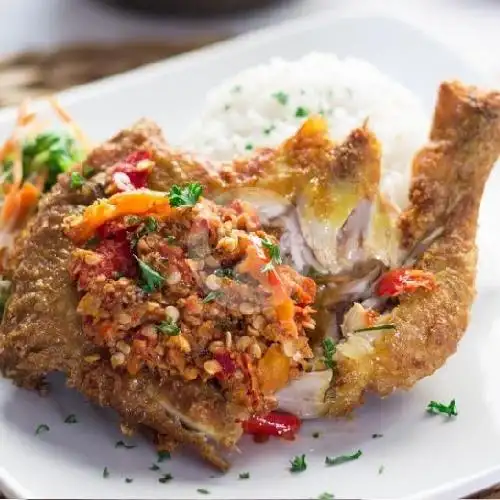 Gambar Makanan Ayam Bakar & Goreng Bu Selvi, Banteng Baru 14
