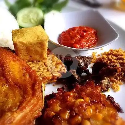 Gambar Makanan Pecel Lele Dua Saudara, Bekasi Barat 2