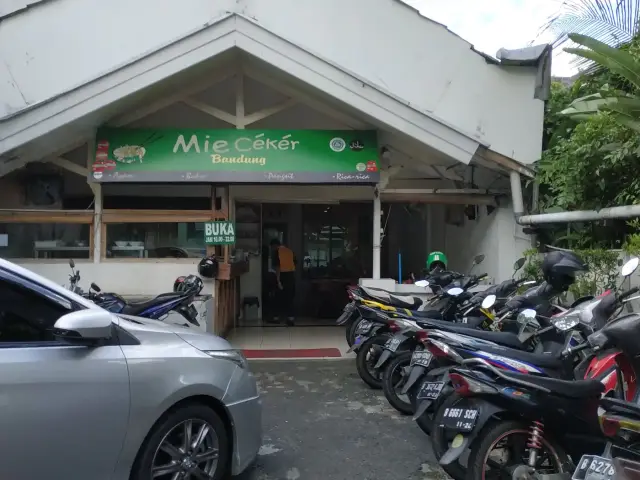 Gambar Makanan Mie Ceker Bandung 10