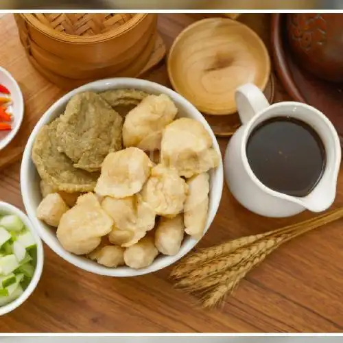 Gambar Makanan Asinan Dan Salad Buah Mamah Hafidz, Urip Sumoharjo 4