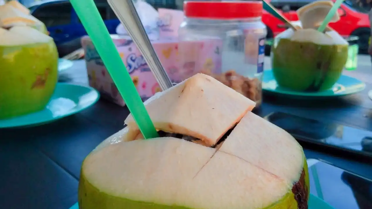 Air Kelapa Taman Maju