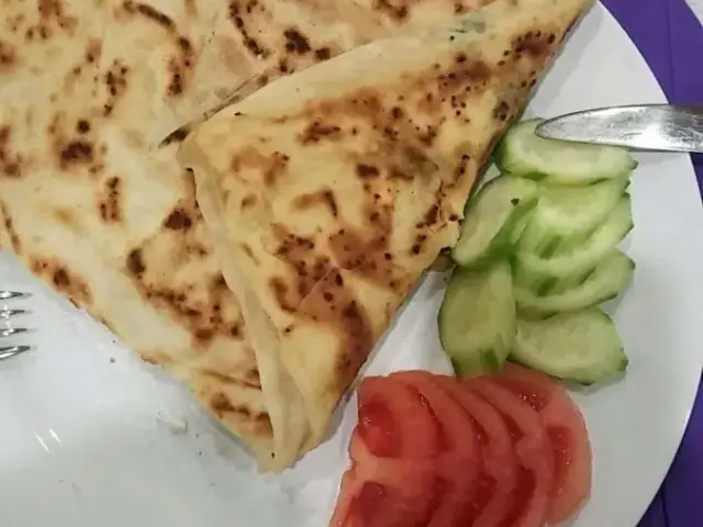 Elgun Cafe & Ev Yemekleri'nin yemek ve ambiyans fotoğrafları 3