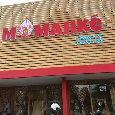 Mamahke Jogja Adisucipto