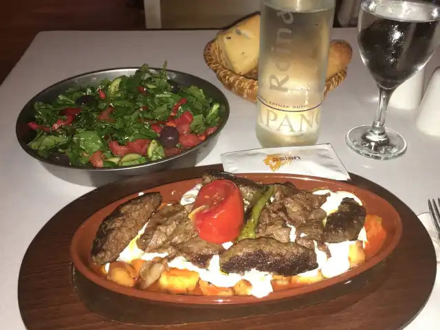 Galatasaray Adası Aslan Restaurant'nin yemek ve ambiyans fotoğrafları 14
