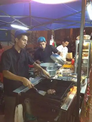 Burger Bakar Gangster Food Photo 2