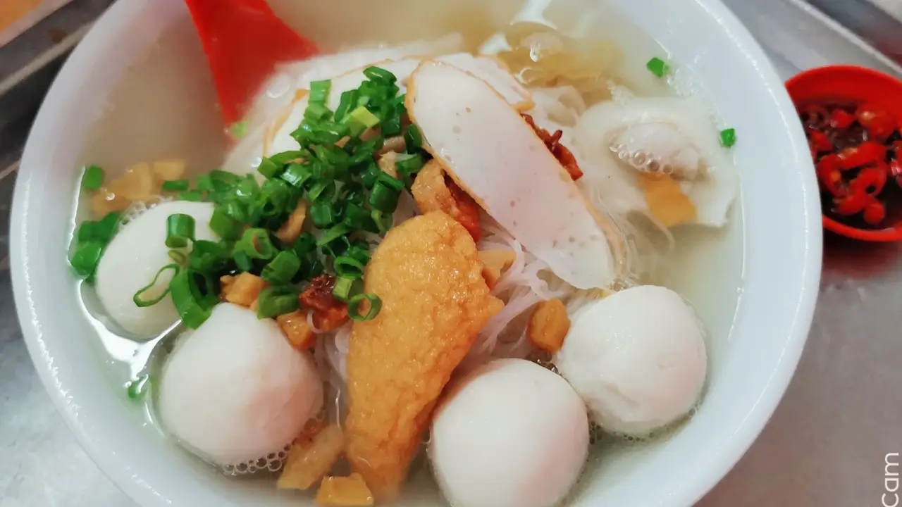 Freddie Traditional Fish Ball Noodle