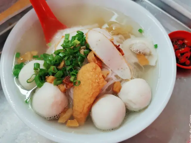 Freddie Traditional Fish Ball Noodle