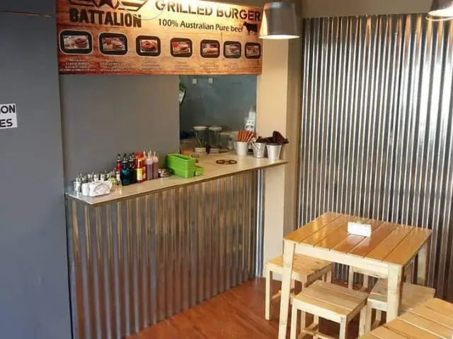 Battalion Grilled Burger Food Photo 4