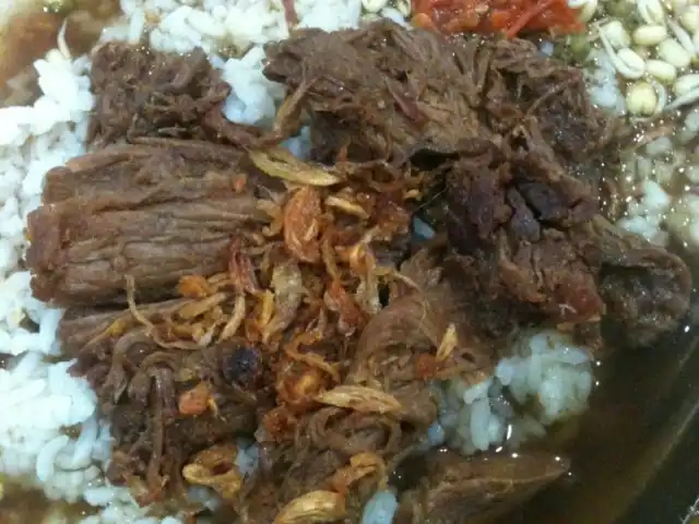 Gambar Makanan Rawon Rosobo 2