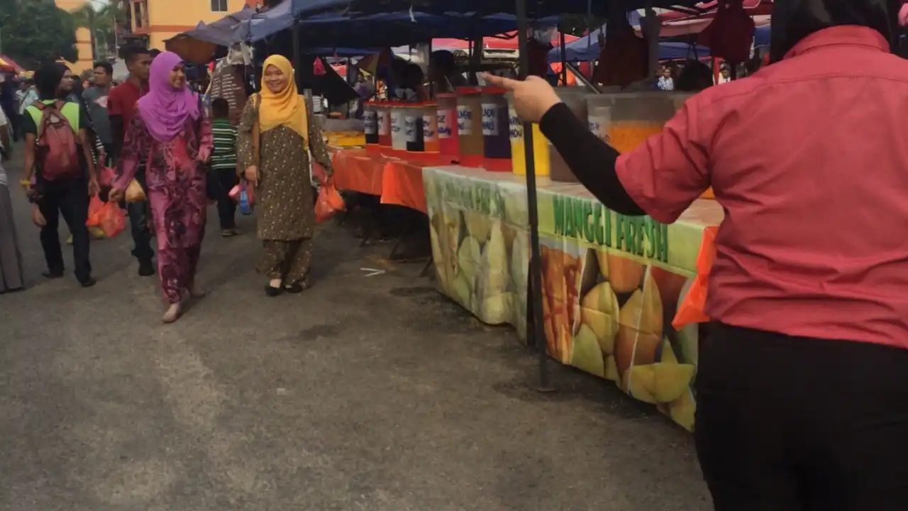 Bazaar Ramadhan Depan Kepala Singa Sunway
