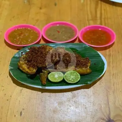 Gambar Makanan Nasi Uduk Ayam Goreng Buni, Cengkareng 6