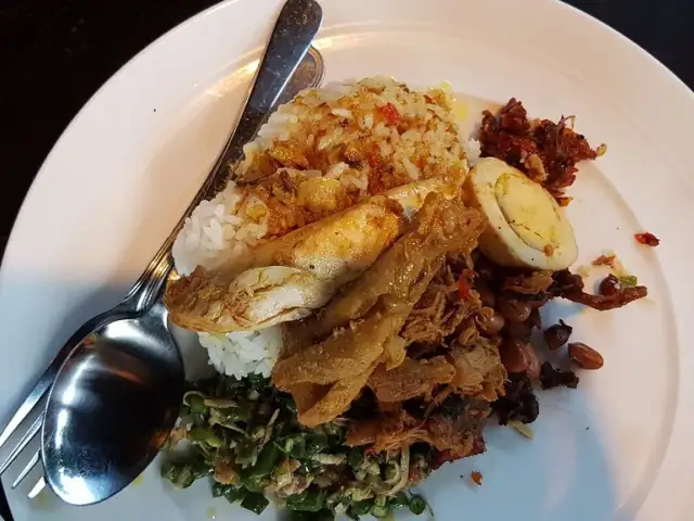 Gambar Makanan Nasi Ayam Kedewatan Bu Mangku 13