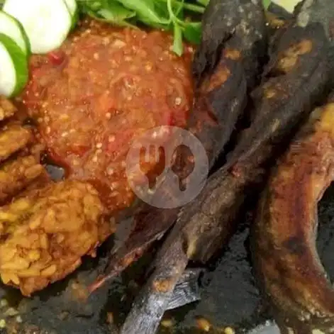 Gambar Makanan Pecel Lele Pabaton "NIKMAT", Bogor Tengah 2