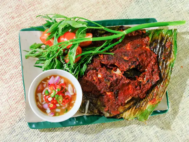 Dhia Ikan Bakar