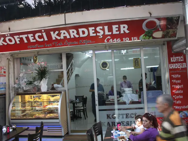 Köfteci Kardesler'nin yemek ve ambiyans fotoğrafları 4