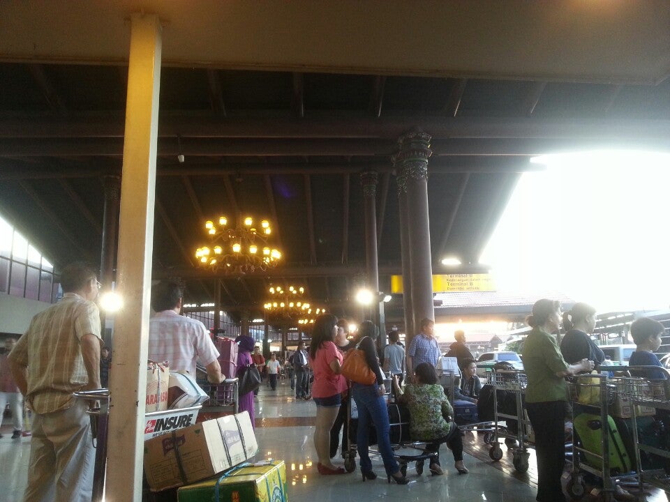 Solaria Bandara Soekarno Hatta terdekat - Restoran dan Tempat Makan food court terdekat di Jakarta