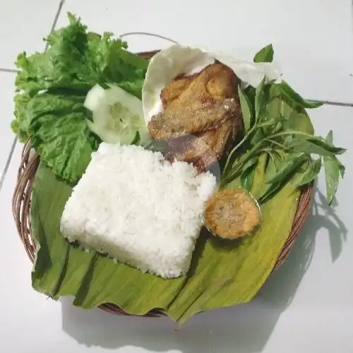 Gambar Makanan Ayam Geprek Ayam Kampung Sambal Korek, Bugulkidul 2