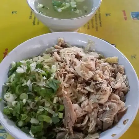 Gambar Makanan Bakmi Lili 4