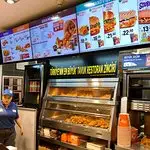 Popeyes'nin yemek ve ambiyans fotoğrafları 6