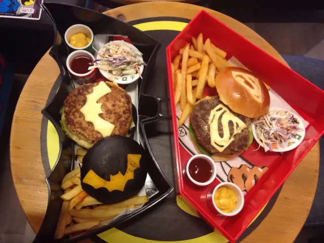 DC Comics Superheroes Cafe Food Photo 8