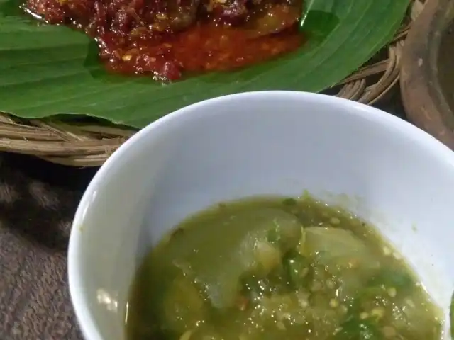 Gambar Makanan SHSD (Sambel Hejo Sambel Dadak) 10