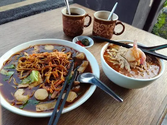 Borneo Delight Food Photo 1