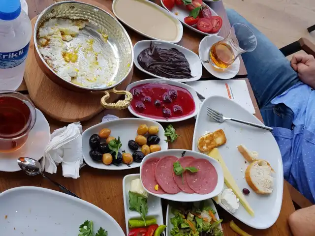 focaccia halkalı 3'nin yemek ve ambiyans fotoğrafları 1