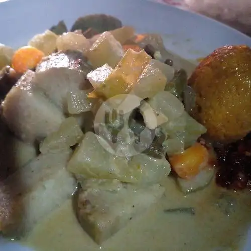 Gambar Makanan Lontong Sayur Lestari, Denpasar Selatan 4