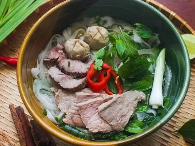 Saigon Bowl Food Photo 1