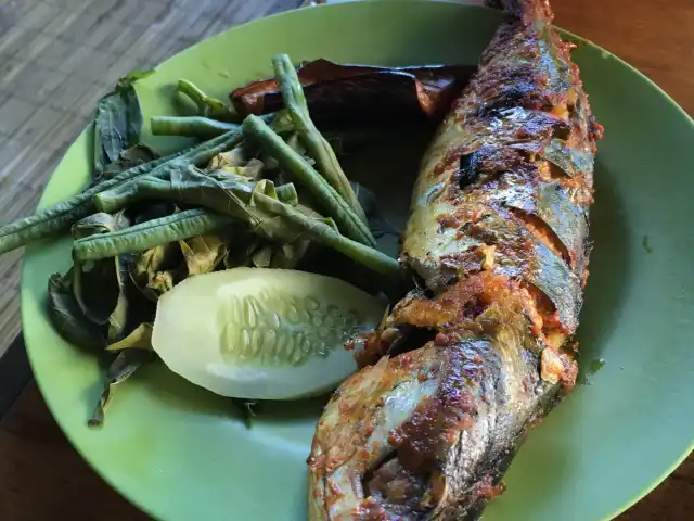 Gambar Makanan RM Mona Ikan Bakar 9