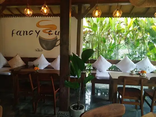Gambar Makanan Fancy Cup Cafe Ubud 4