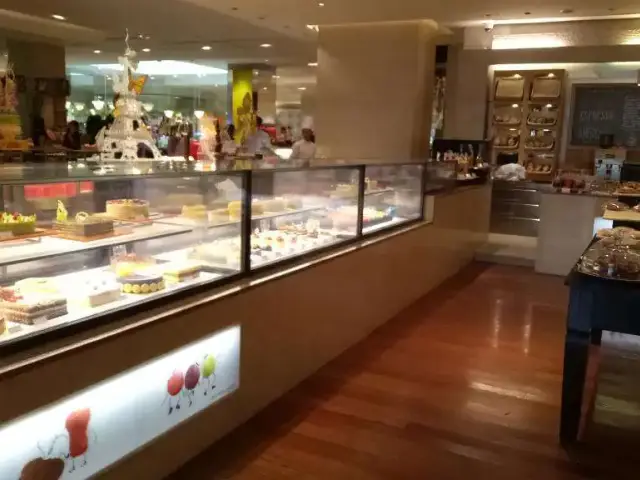 Gambar Makanan Satoo Deli Shop - Shangri-La Hotel 20