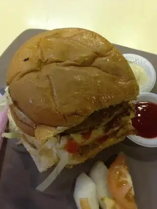Ask Me Burger Food Photo 1