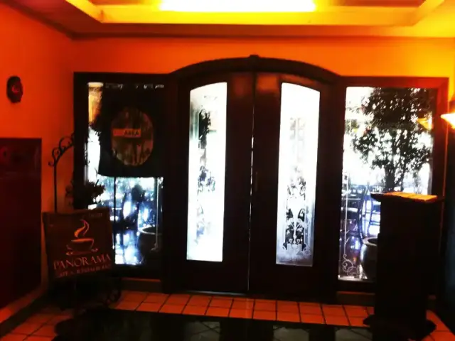 Gambar Makanan Panorama Cafe & Resto - Hotel Paragon 5