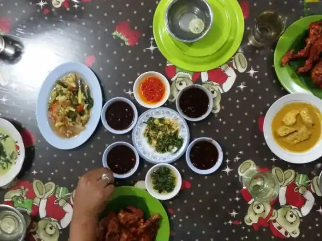 Gambar Makanan Pondok Lesehan "LUBUK IDAI" 10