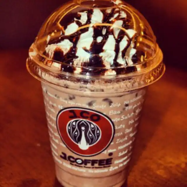 J.Co Donuts & Coffee