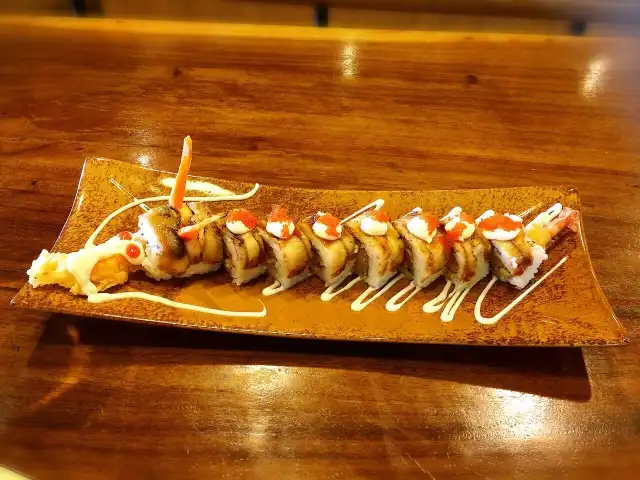 Gambar Makanan Standing Sushi Bar 14