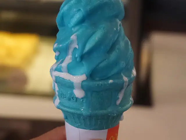 Gambar Makanan McDonald's Ice Cream 14