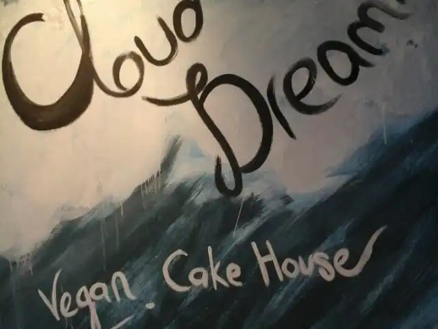 Cloud Dreaming Vegan Cake House Food Photo 7