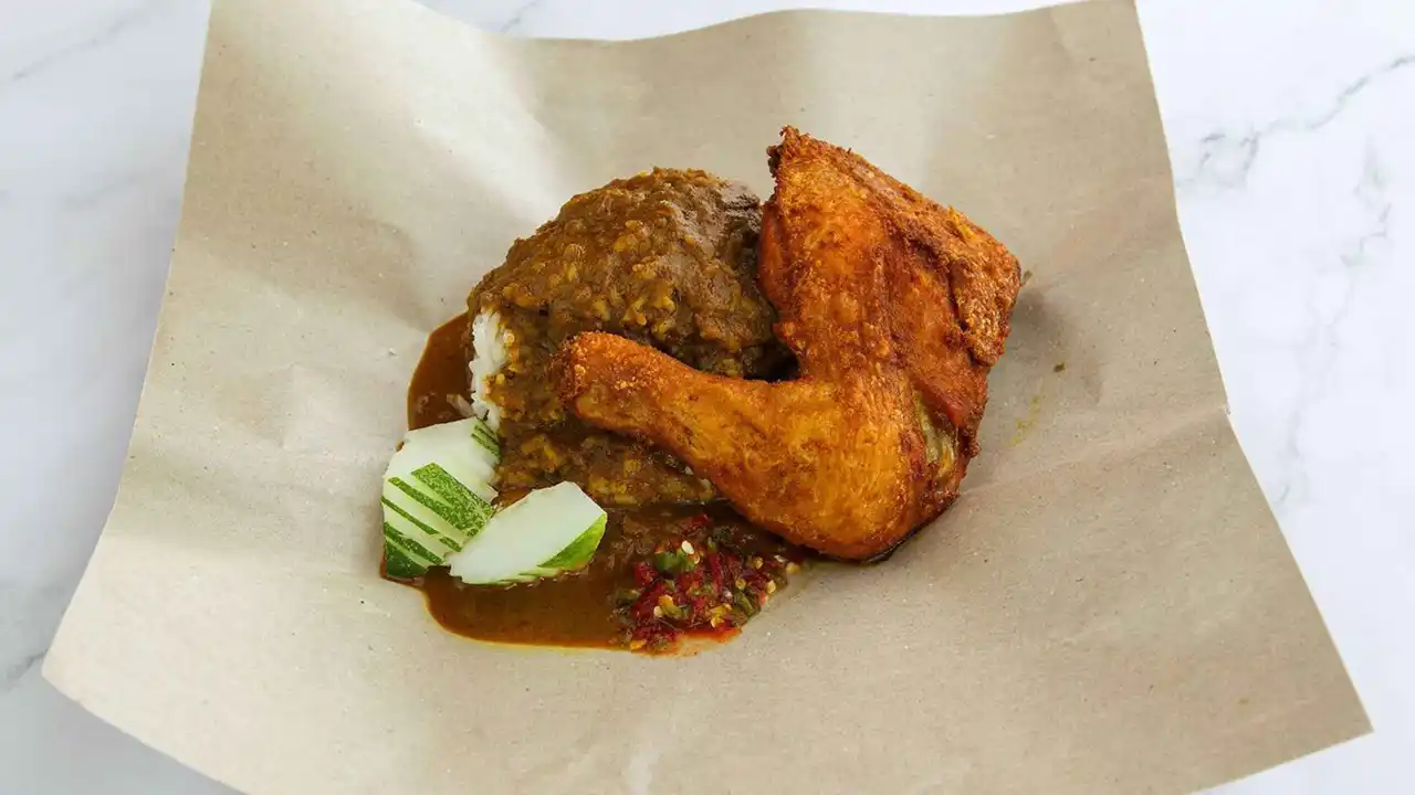 RESTORAN NASI KUKUS DAUN PISANG