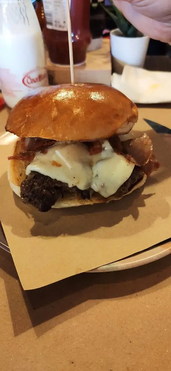 Etmanyak Burger&Sosis'nin yemek ve ambiyans fotoğrafları 32