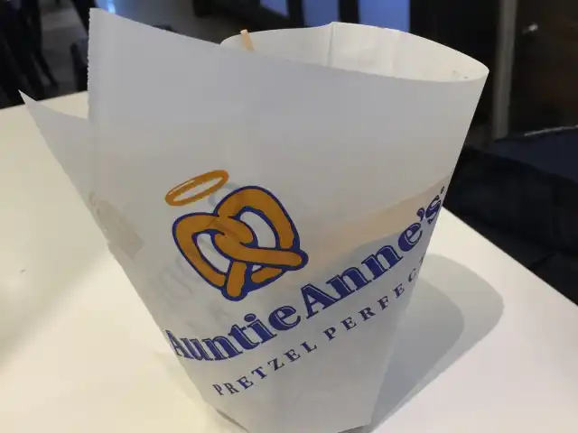 Auntie Anne's Food Photo 8